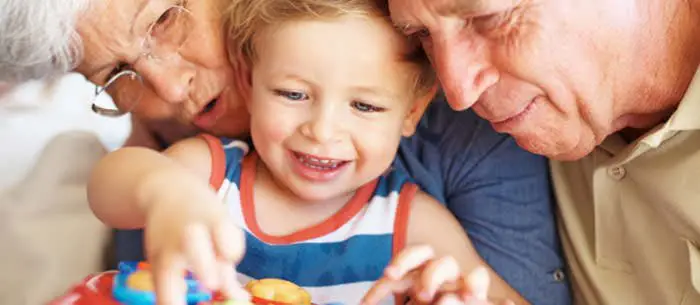 10 Things Grandparents Can Learn From Their Grandchildren