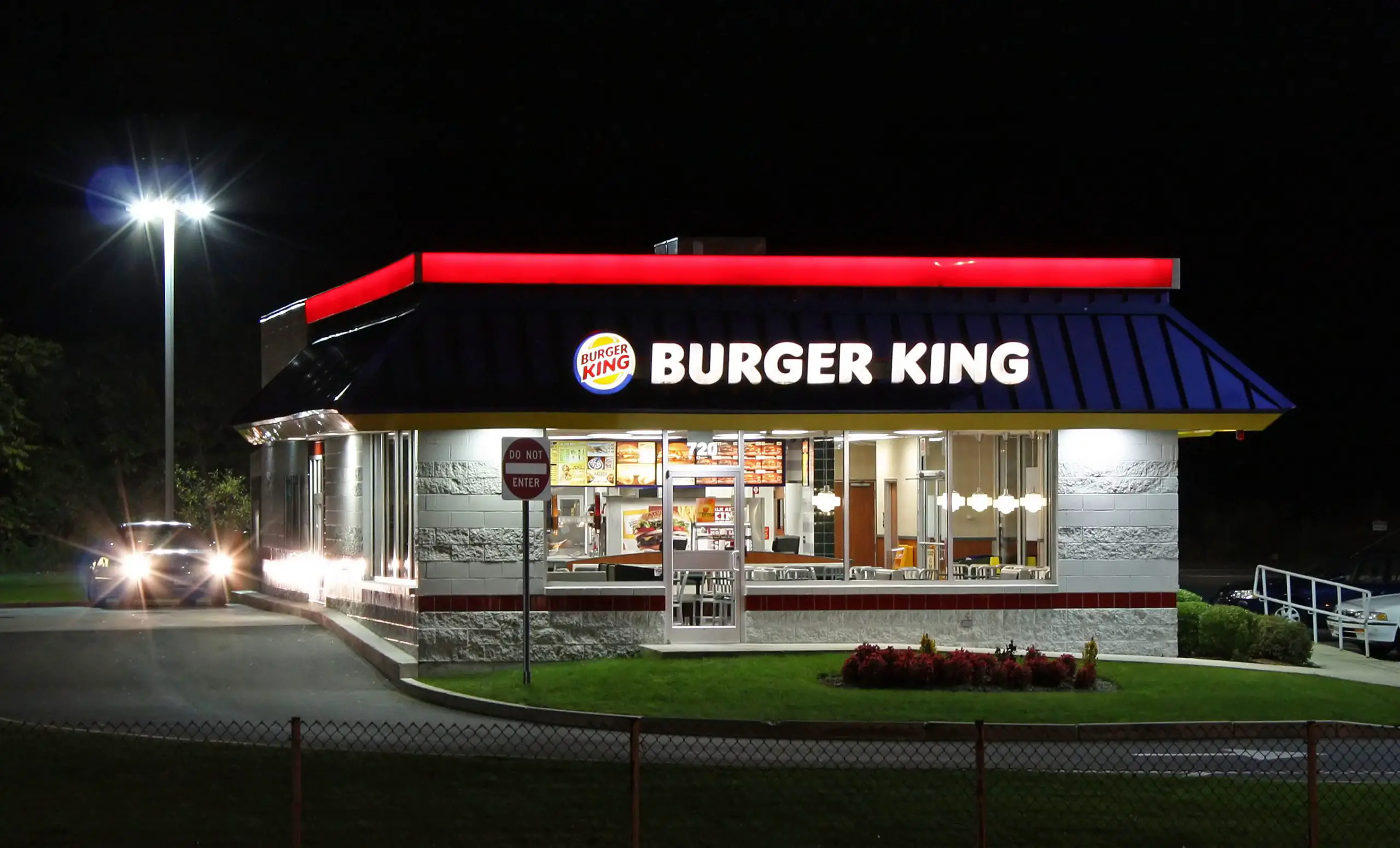 How To Buy A Burger King Franchise â¢ Monetary ...